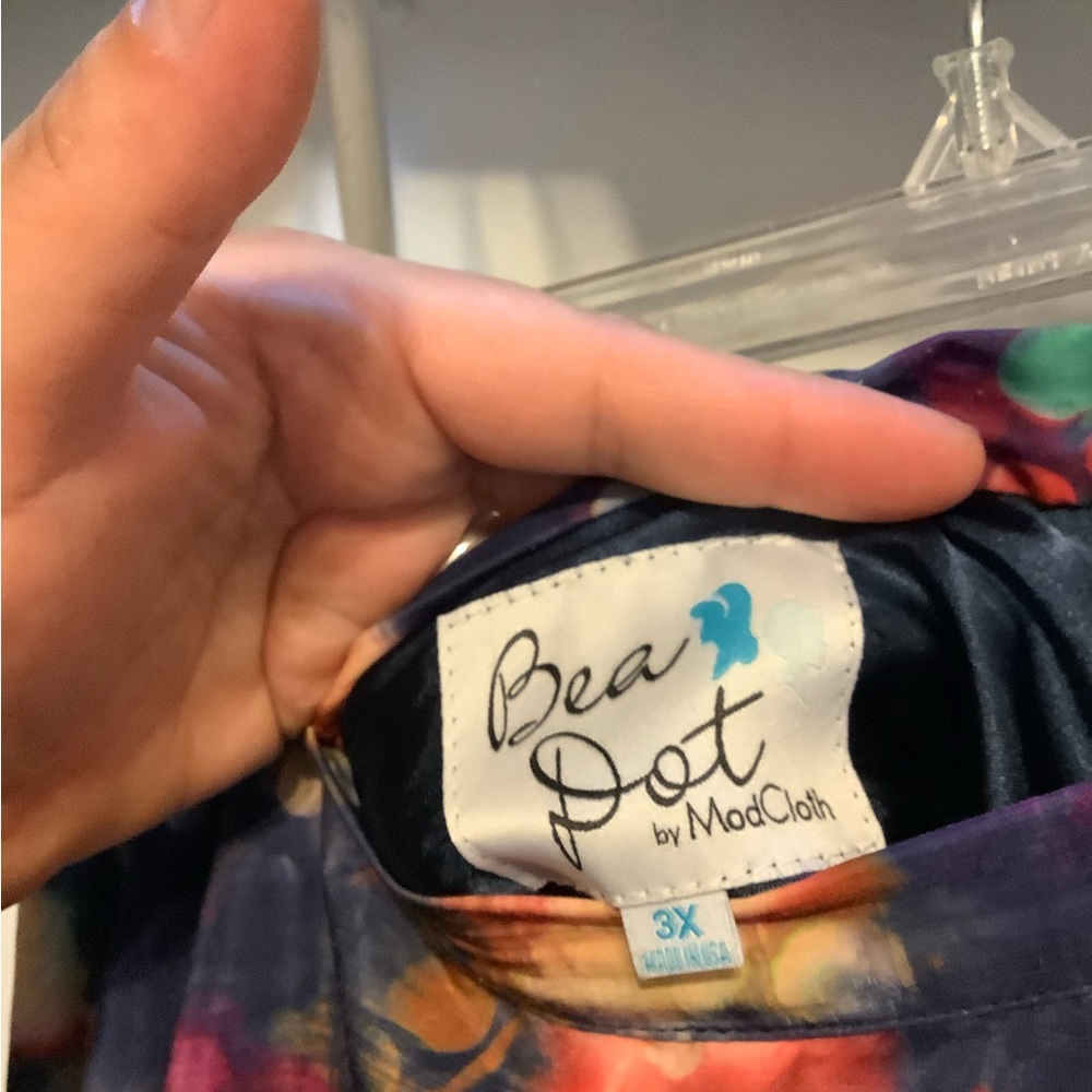 Modcloth Watercolor Abstract A-Line Swing Skirt - Picture 3 of 3